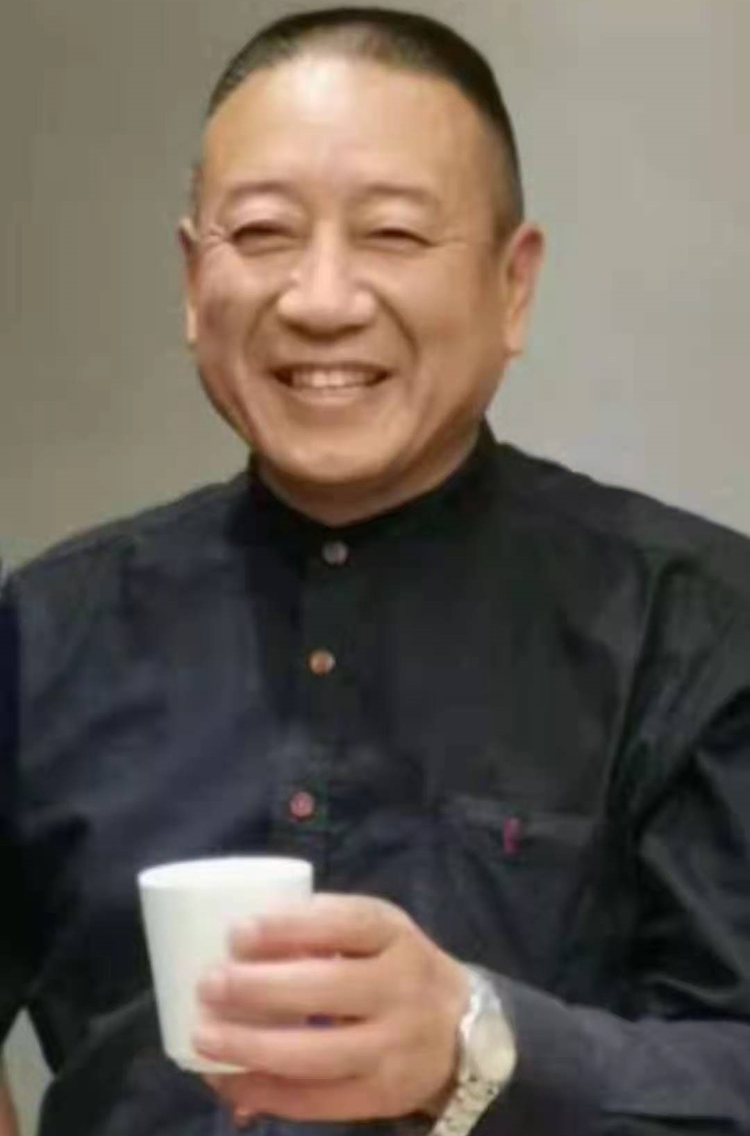 李东明